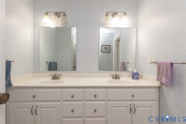 14500 Happy Hill, Chester, VA 23831