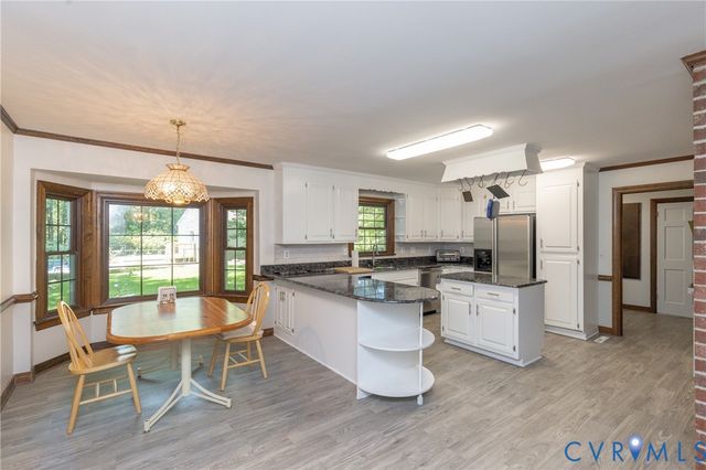 14500 Happy Hill, Chester, VA 23831