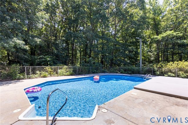 14500 Happy Hill, Chester, VA 23831