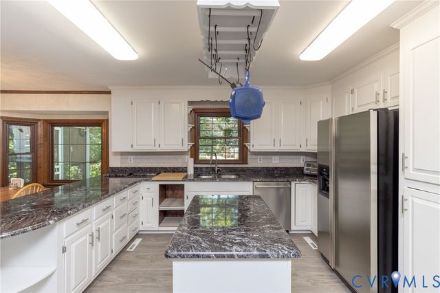 14500 Happy Hill, Chester, VA 23831