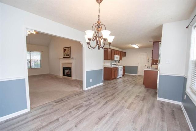 115 Oakview Trace, Fayetteville, GA 30215