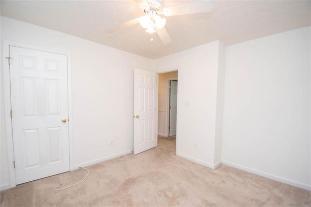 115 Oakview Trace, Fayetteville, GA 30215