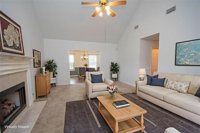 115 Oakview Trace, Fayetteville, GA 30215