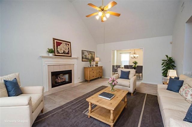 115 Oakview Trace, Fayetteville, GA 30215