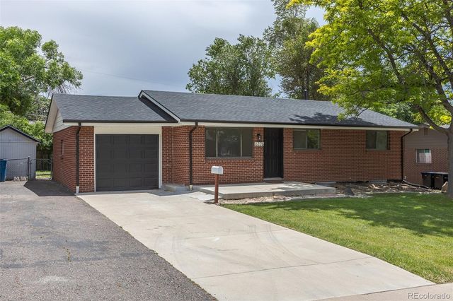 6176 Ammons Street, Arvada, CO 80004
