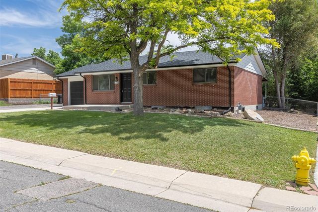 6176 Ammons Street, Arvada, CO 80004
