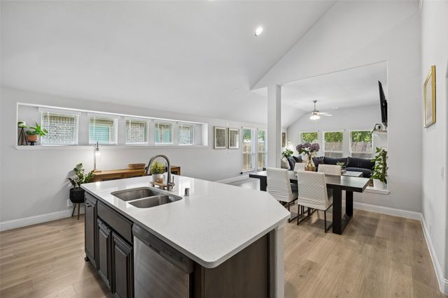 813 Lake Cove Drive, Little Elm, TX 75068