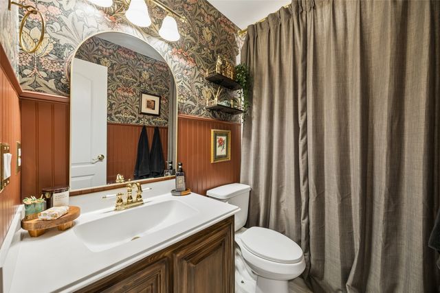 813 Lake Cove Drive, Little Elm, TX 75068