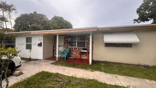 1923 Roosevelt St 4, Hollywood, FL 33020