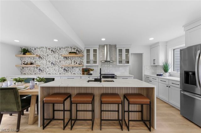 20200 Kramer Drive, Rocky River, OH 44116