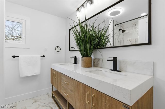 20200 Kramer Drive, Rocky River, OH 44116