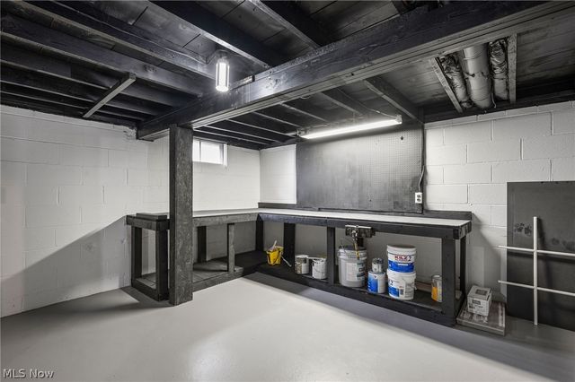 20200 Kramer Drive, Rocky River, OH 44116