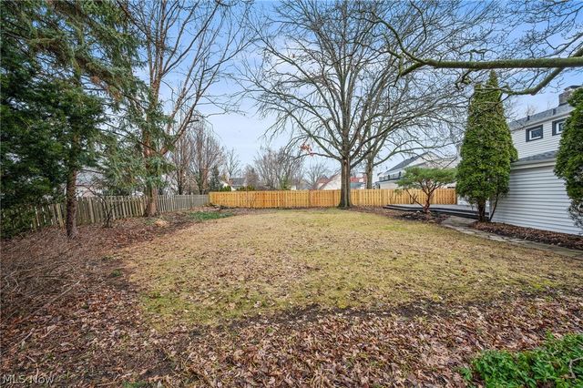 20200 Kramer Drive, Rocky River, OH 44116