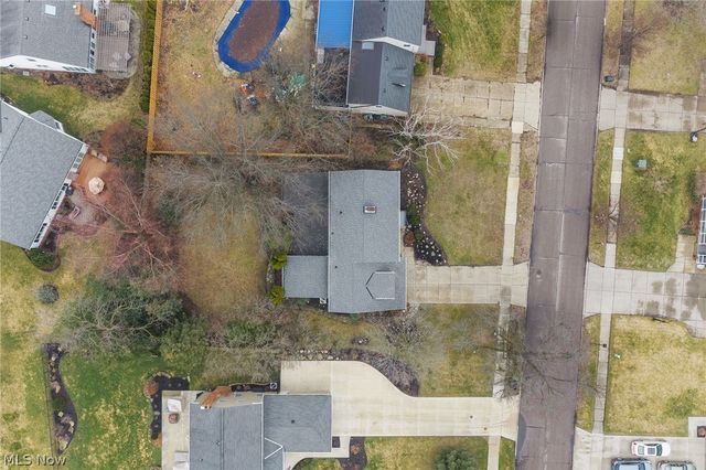 20200 Kramer Drive, Rocky River, OH 44116