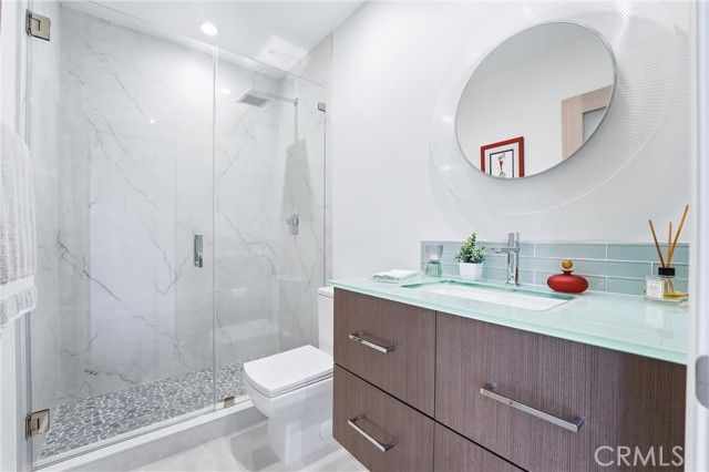 383 Bay Shore 203, Long Beach, CA 90803