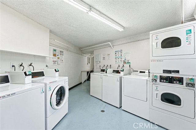 383 Bay Shore 203, Long Beach, CA 90803