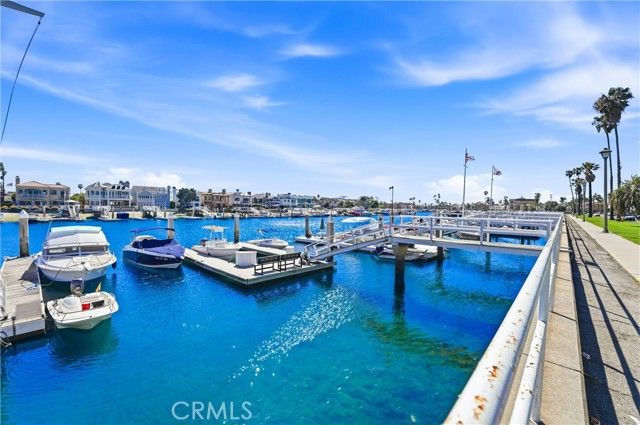 383 Bay Shore 203, Long Beach, CA 90803