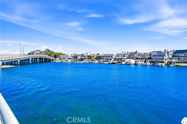 383 Bay Shore 203, Long Beach, CA 90803