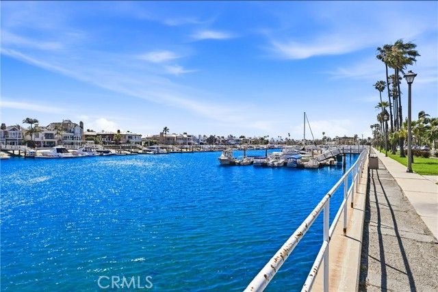 383 Bay Shore 203, Long Beach, CA 90803