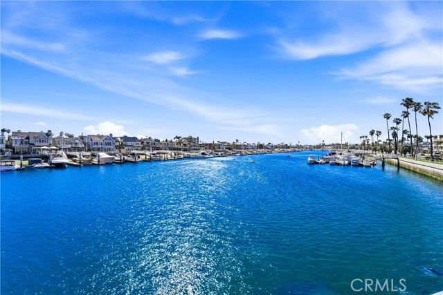 383 Bay Shore 203, Long Beach, CA 90803