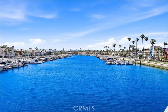 383 Bay Shore 203, Long Beach, CA 90803