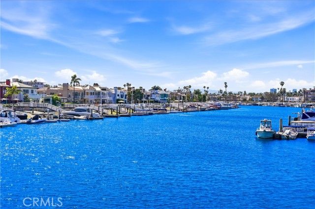 383 Bay Shore 203, Long Beach, CA 90803