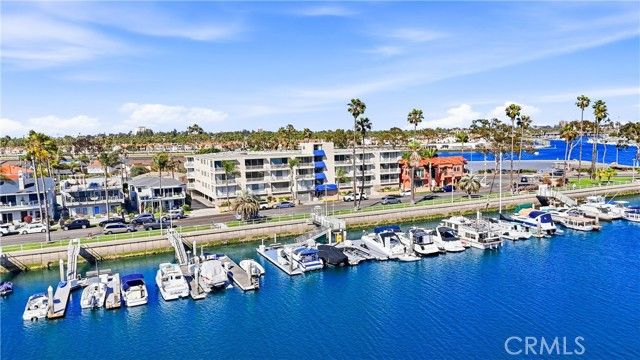 383 Bay Shore 203, Long Beach, CA 90803