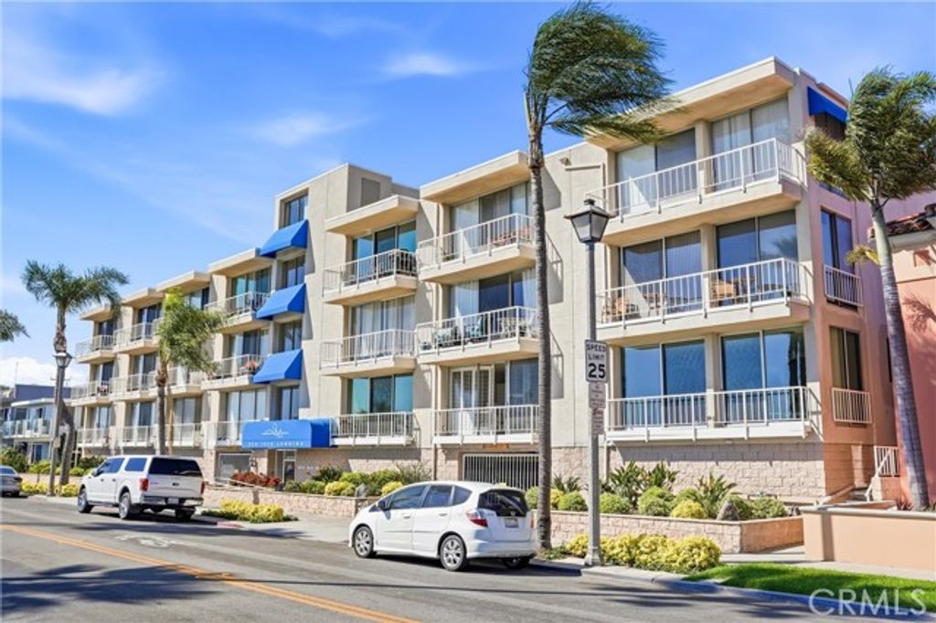 383 Bay Shore 203, Long Beach, CA 90803