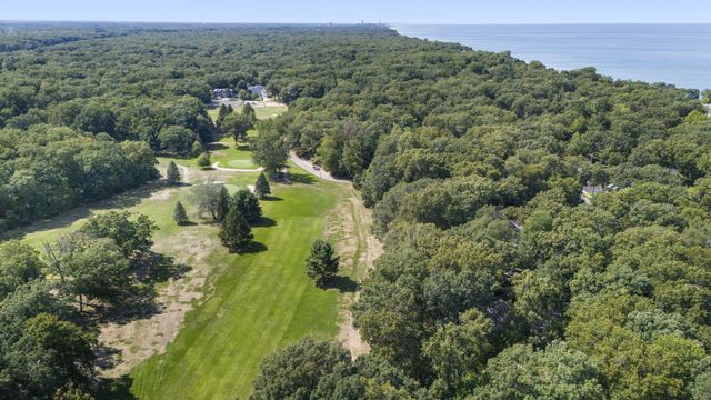 48103 Walnut Avenue, Grand Beach Vllg, MI 49117