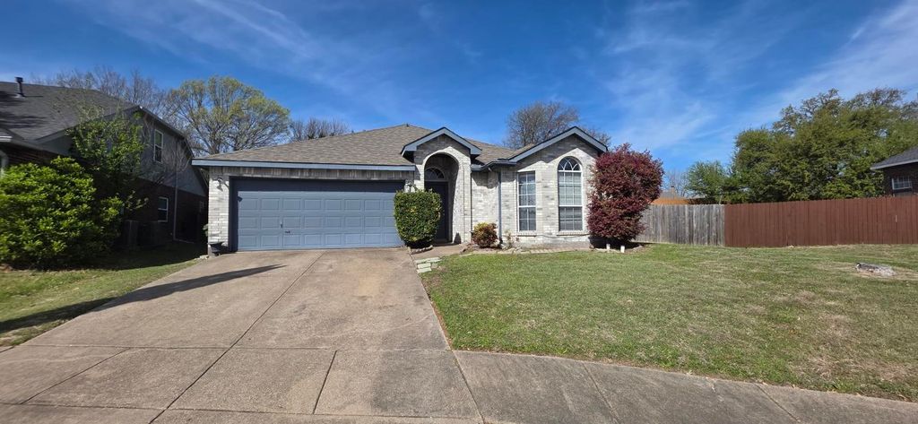1814 Mesa Court, Garland, TX 75040