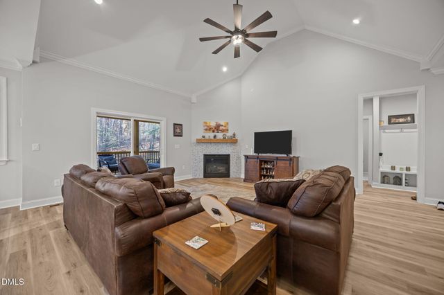 952 Sagamore Drive, Louisburg, NC 27549