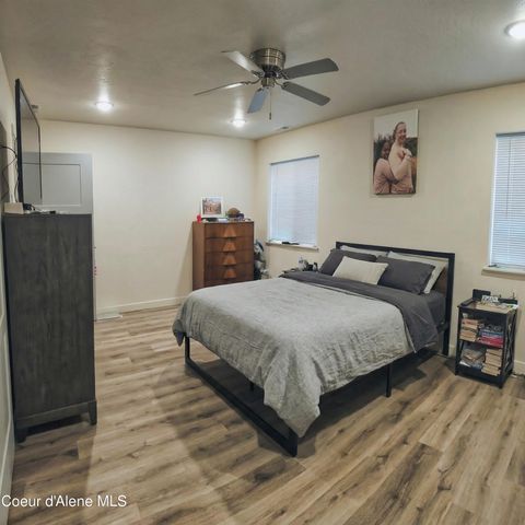 389 Hardy LOOP, Bonners Ferry, ID 83805