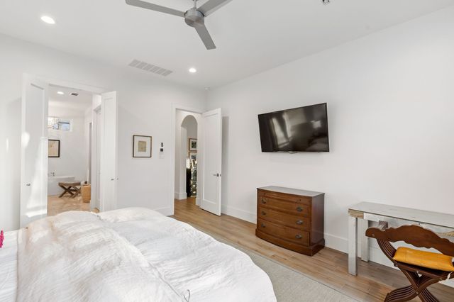 9847 Mixon Drive, Dallas, TX 75220