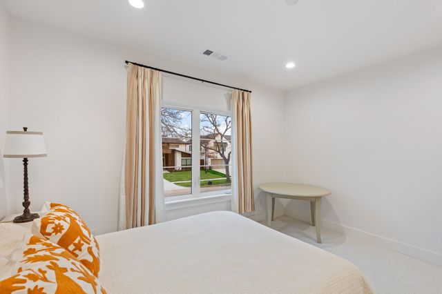 9847 Mixon Drive, Dallas, TX 75220