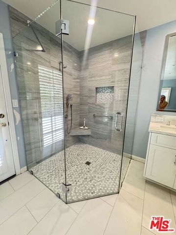 4236 Bonavita Drive, Encino (los Angeles), CA 91436