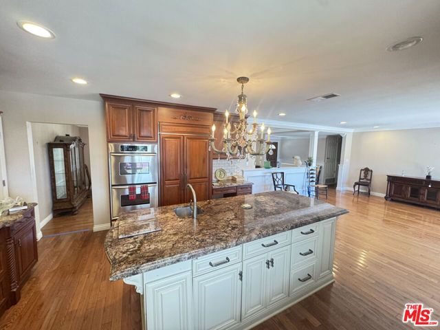 4236 Bonavita Drive, Encino (los Angeles), CA 91436