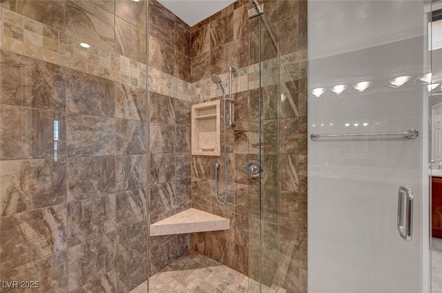 8409 Insignia Avenue 102, Las Vegas, NV 89178