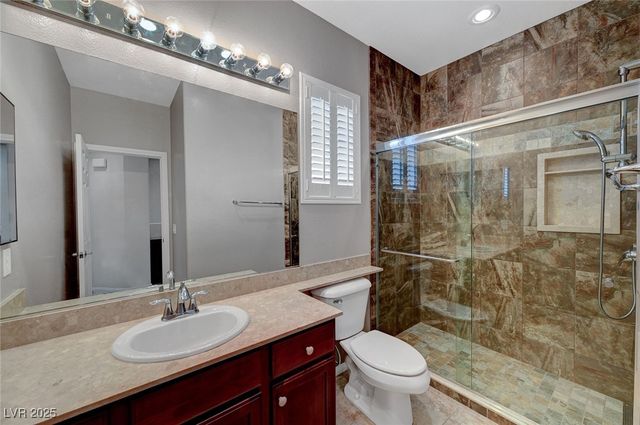 8409 Insignia Avenue 102, Las Vegas, NV 89178