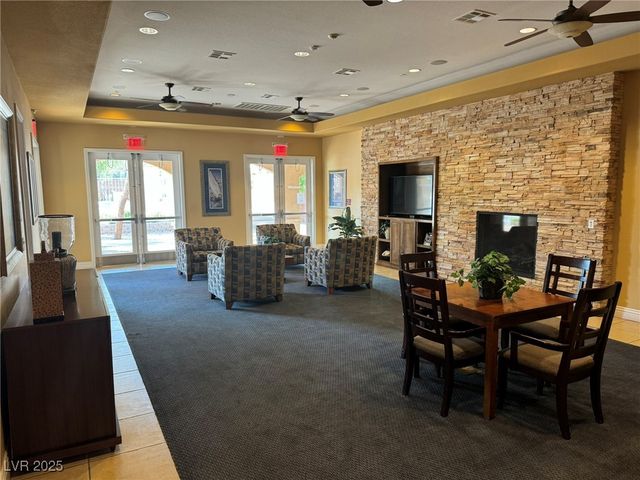 8409 Insignia Avenue 102, Las Vegas, NV 89178