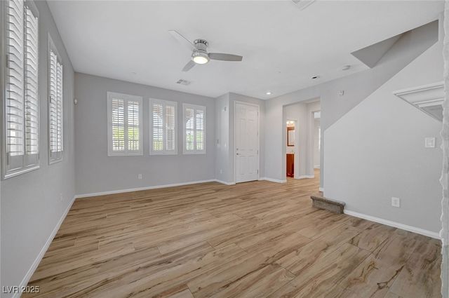 8409 Insignia Avenue 102, Las Vegas, NV 89178