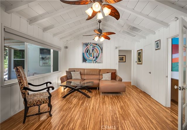 6843 Chisholm, Van Nuys, CA 91406