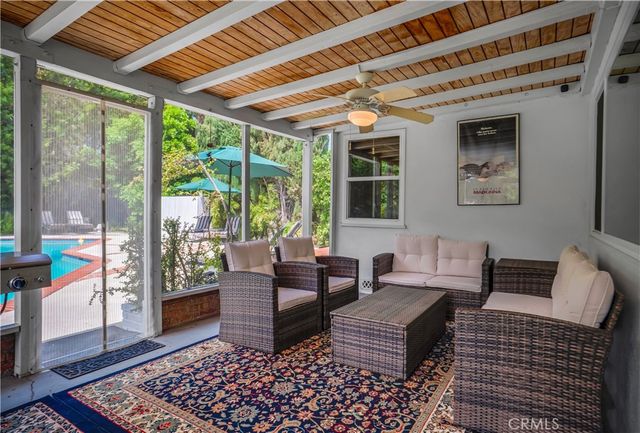 6843 Chisholm, Van Nuys, CA 91406
