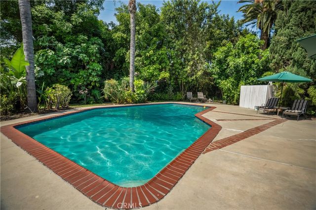 6843 Chisholm, Van Nuys, CA 91406