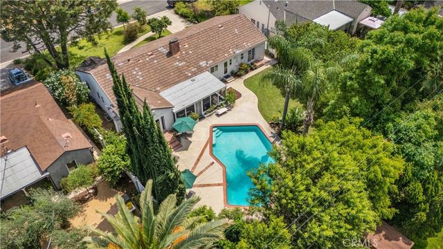 6843 Chisholm, Van Nuys, CA 91406