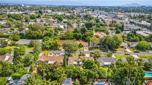 6843 Chisholm, Van Nuys, CA 91406
