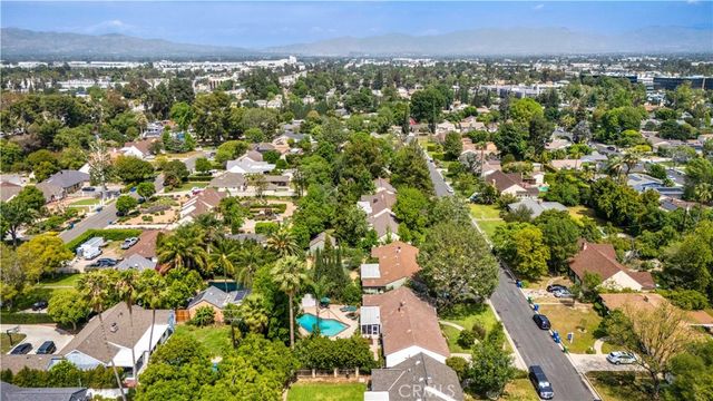 6843 Chisholm, Van Nuys, CA 91406