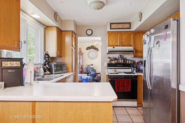 763 Blazing Star Trail, Cary, IL 60013