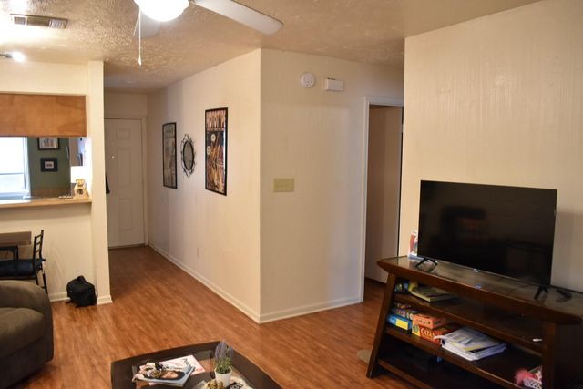 421 W San Antonio ST i 2, San Marcos, TX 78666