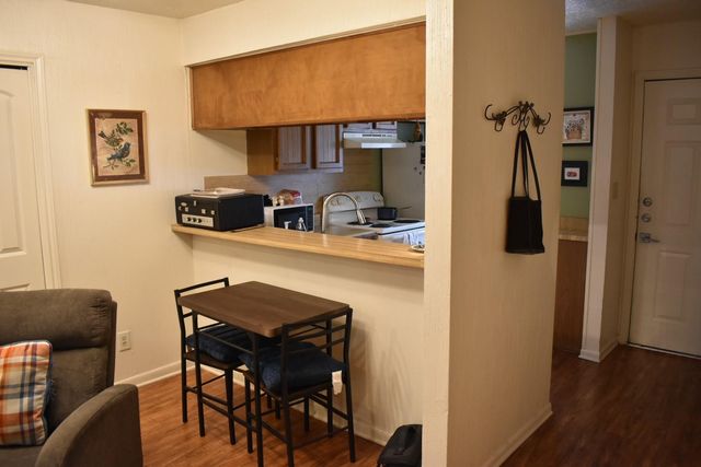 421 W San Antonio ST i 2, San Marcos, TX 78666