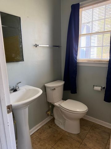 3045 Mountain Pass RD, Troutville, VA 24175